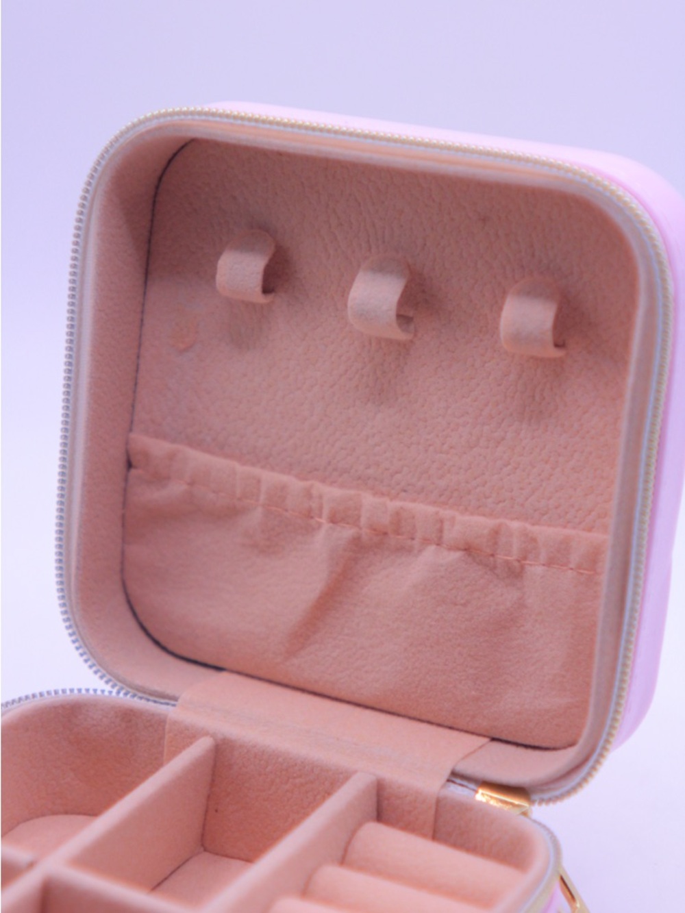 Pink travel size Jewelry Box with Crystal 'S' initial - Picture 3 of 5